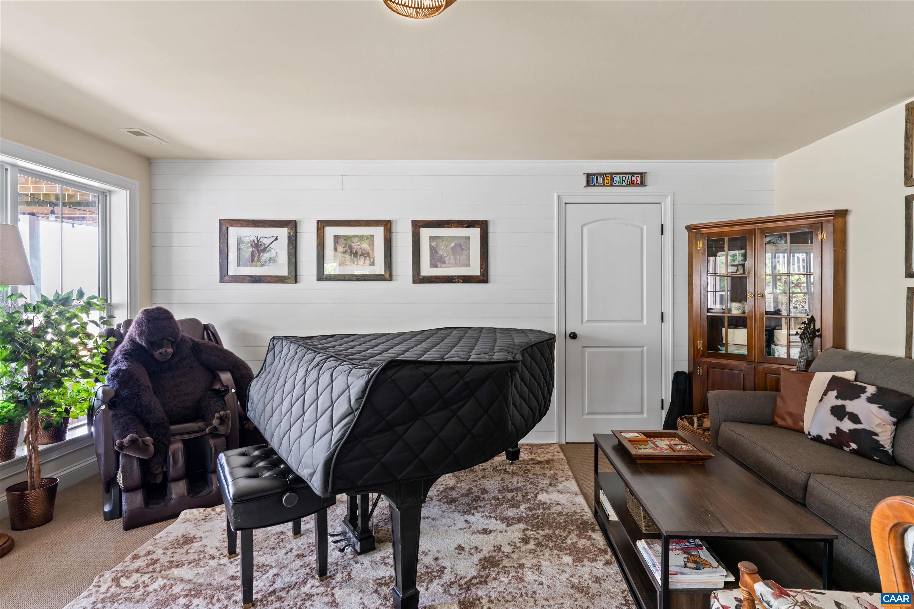 2246 HYLAND RIDGE DR, CHARLOTTESVILLE, Virginia 22911, 5 Bedrooms Bedrooms, ,4 BathroomsBathrooms,Residential,2246 HYLAND RIDGE DR,678651 MLS # 678651