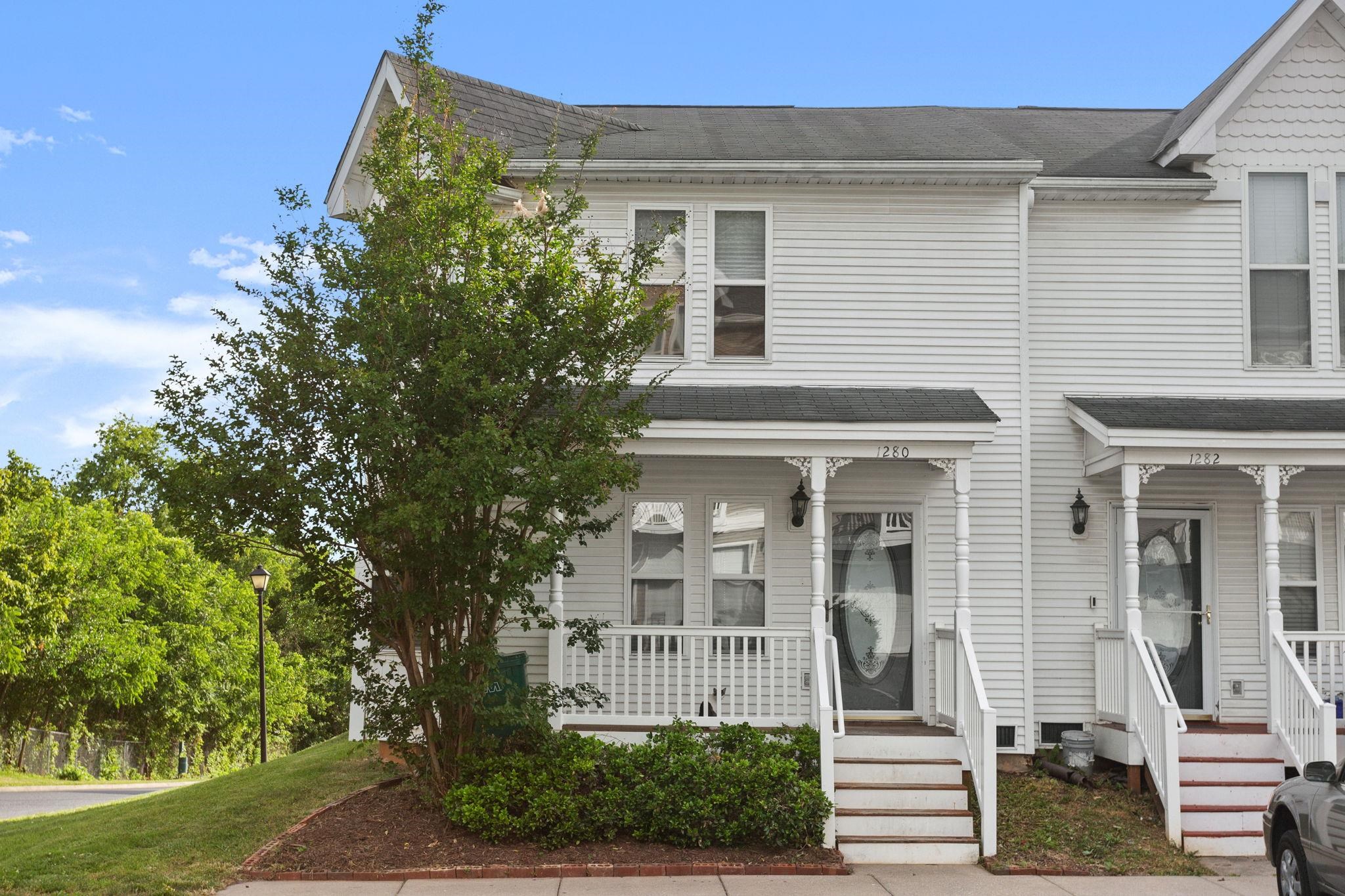1280 VICTORIAN VILLAGE DR, HARRISONBURG, Virginia 22802, 3 Bedrooms Bedrooms, ,2 BathroomsBathrooms,Residential,1280 VICTORIAN VILLAGE DR,678734 MLS # 678734 1280 VICTORIAN VILLAGE DR, HARRISONBURG, Virginia 22802, 3 Bedrooms Bedrooms, ,2 BathroomsBathrooms,Residential,1280 VICTORIAN VILLAGE DR,678734 MLS # 678734