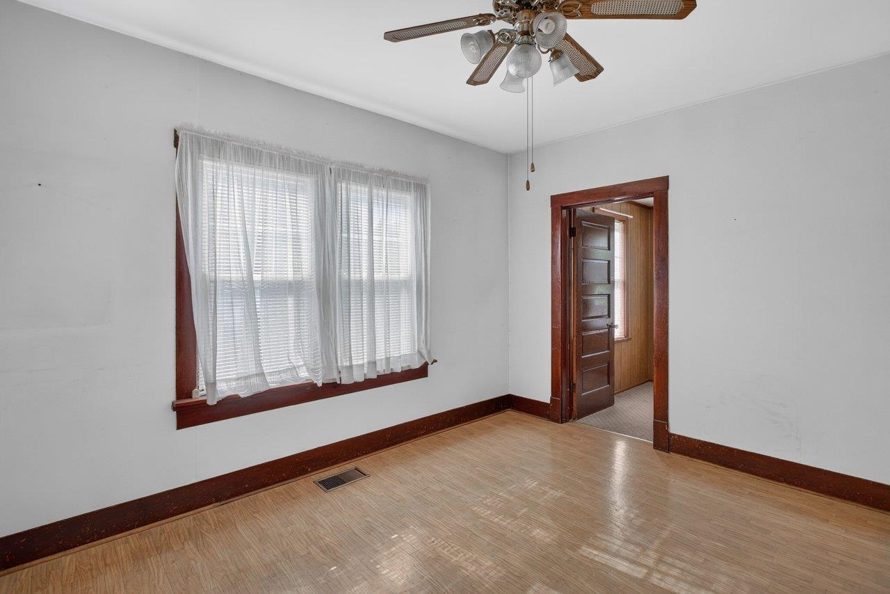 476 W WOLFE ST, HARRISONBURG, Virginia 22802, 2 Bedrooms Bedrooms, ,2 BathroomsBathrooms,Residential,476 W WOLFE ST,678736 MLS # 678736 476 W WOLFE ST, HARRISONBURG, Virginia 22802, 2 Bedrooms Bedrooms, ,2 BathroomsBathrooms,Residential,476 W WOLFE ST,678736 MLS # 678736