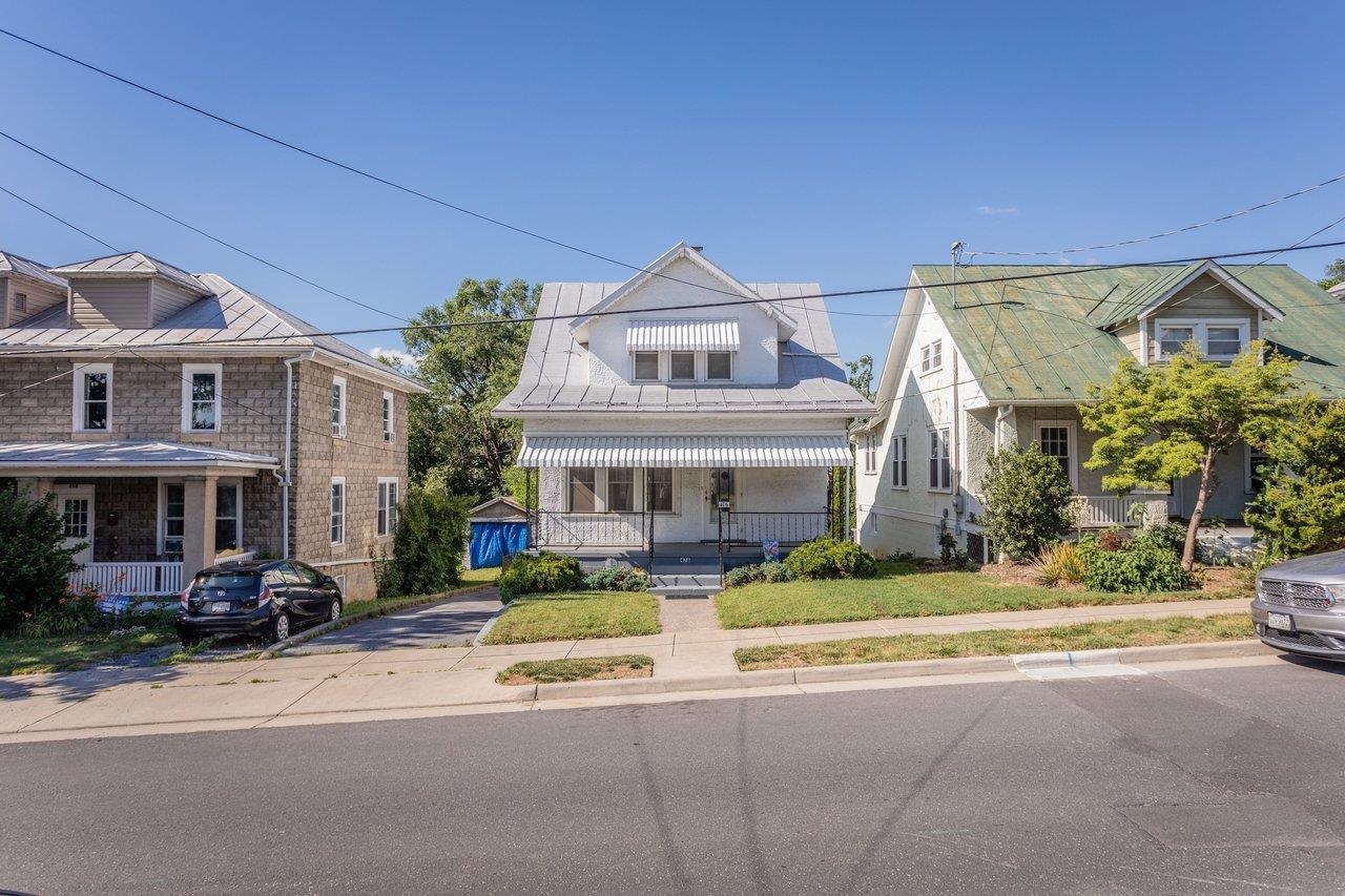 476 W WOLFE ST, HARRISONBURG, Virginia 22802, 2 Bedrooms Bedrooms, ,2 BathroomsBathrooms,Residential,476 W WOLFE ST,678736 MLS # 678736 476 W WOLFE ST, HARRISONBURG, Virginia 22802, 2 Bedrooms Bedrooms, ,2 BathroomsBathrooms,Residential,476 W WOLFE ST,678736 MLS # 678736
