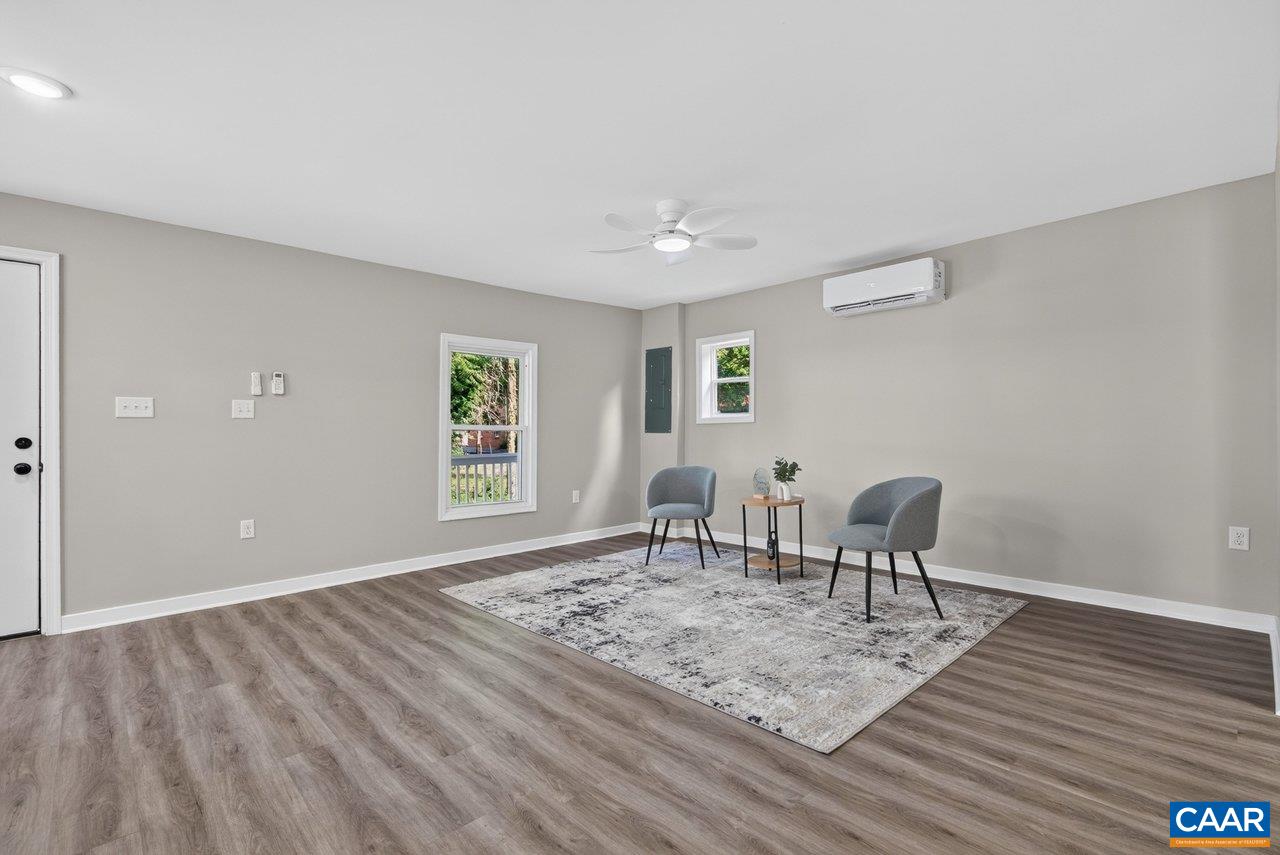 629 BAPTIST ST, STAUNTON, Virginia 24401, 2 Bedrooms Bedrooms, ,1 BathroomBathrooms,Residential,629 Baptist St,629 BAPTIST ST,678737 MLS # 678737