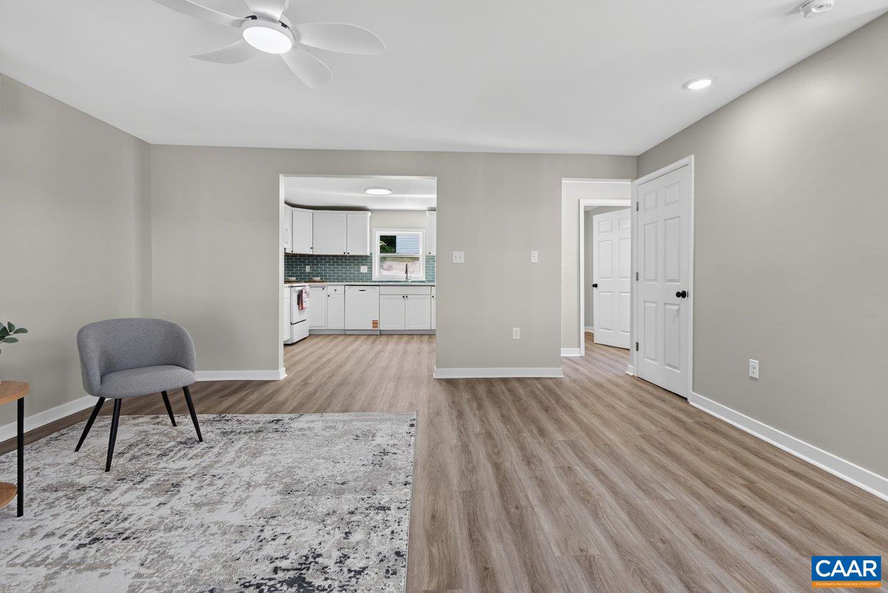 629 BAPTIST ST, STAUNTON, Virginia 24401, 2 Bedrooms Bedrooms, ,1 BathroomBathrooms,Residential,629 Baptist St,629 BAPTIST ST,678737 MLS # 678737
