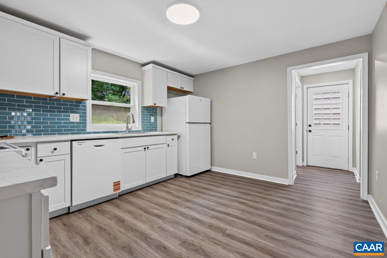 629 BAPTIST ST, STAUNTON, Virginia 24401, 2 Bedrooms Bedrooms, ,1 BathroomBathrooms,Residential,629 Baptist St,629 BAPTIST ST,678737 MLS # 678737