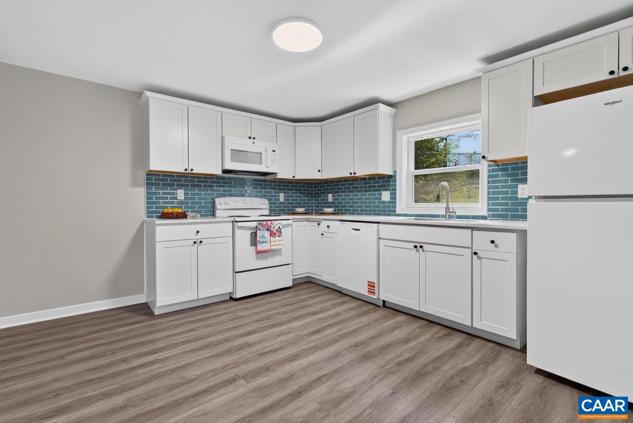 629 BAPTIST ST, STAUNTON, Virginia 24401, 2 Bedrooms Bedrooms, ,1 BathroomBathrooms,Residential,629 Baptist St,629 BAPTIST ST,678737 MLS # 678737