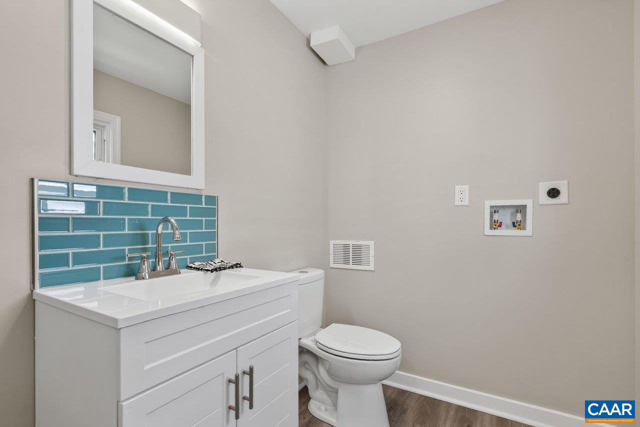 629 BAPTIST ST, STAUNTON, Virginia 24401, 2 Bedrooms Bedrooms, ,1 BathroomBathrooms,Residential,629 Baptist St,629 BAPTIST ST,678737 MLS # 678737