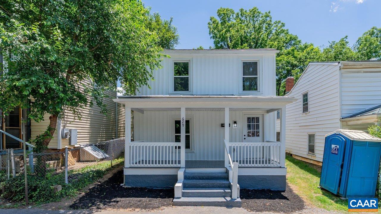 629 BAPTIST ST, STAUNTON, Virginia 24401, 2 Bedrooms Bedrooms, ,1 BathroomBathrooms,Residential,629 Baptist St,629 BAPTIST ST,678737 MLS # 678737