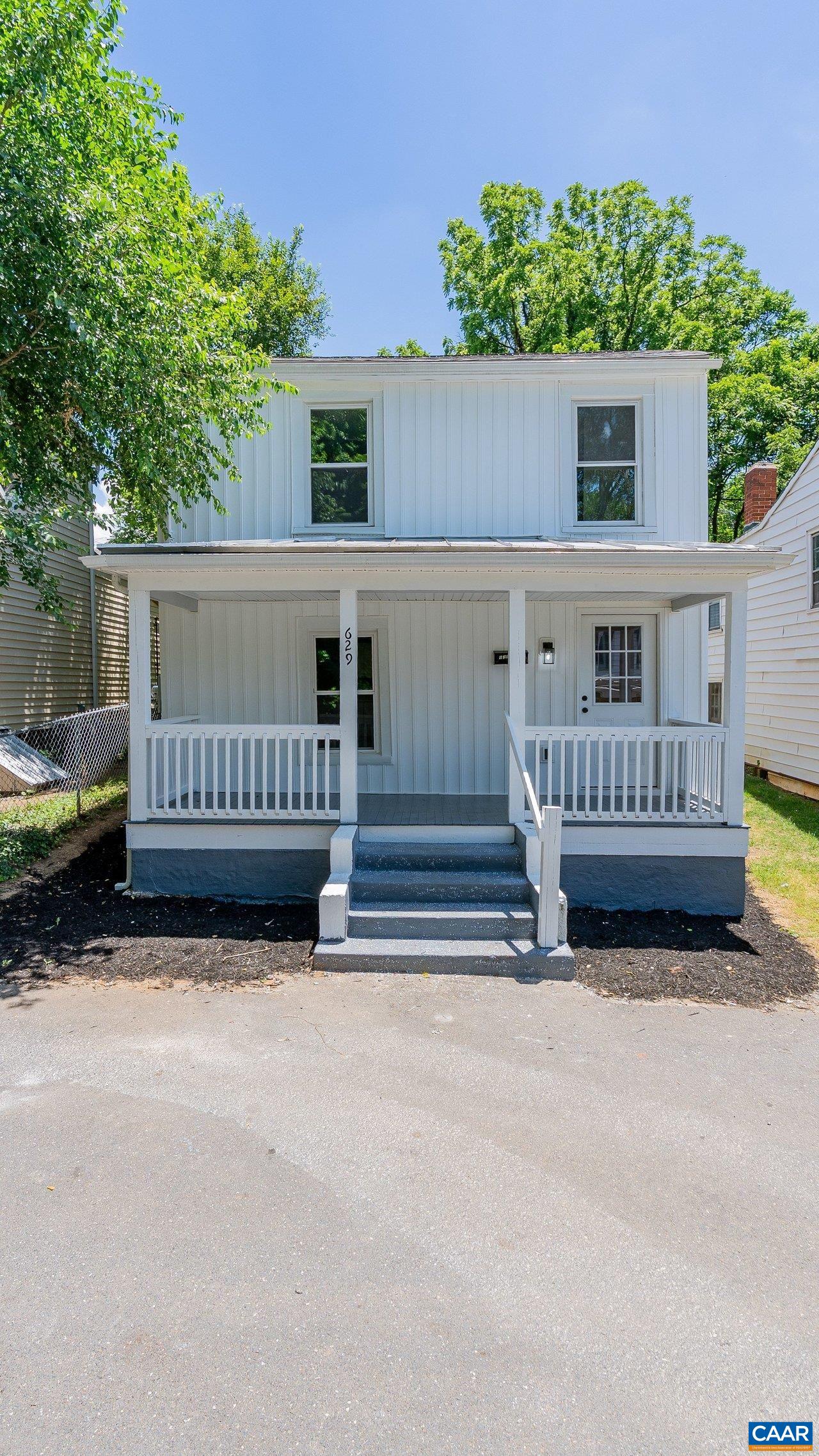 629 BAPTIST ST, STAUNTON, Virginia 24401, 2 Bedrooms Bedrooms, ,1 BathroomBathrooms,Residential,629 Baptist St,629 BAPTIST ST,678737 MLS # 678737