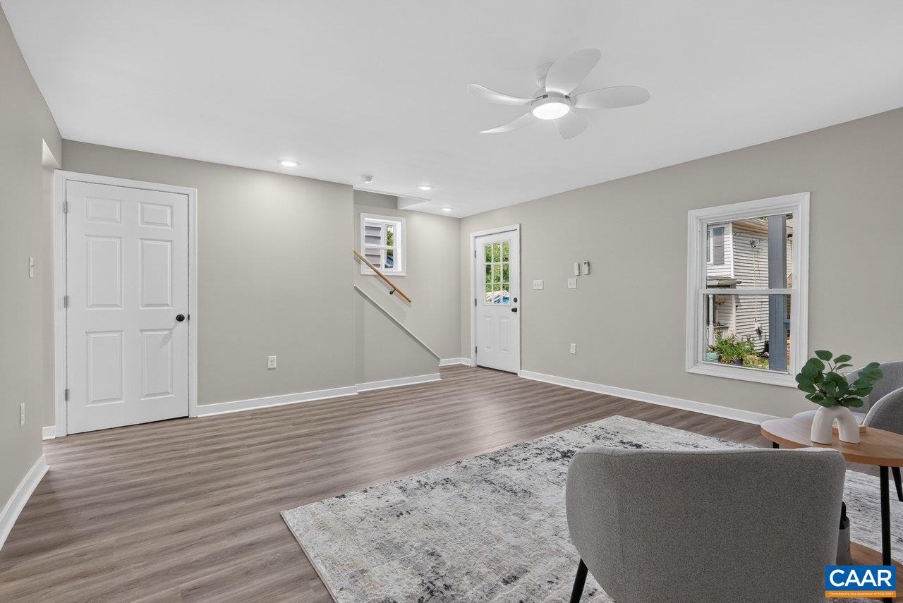 629 BAPTIST ST, STAUNTON, Virginia 24401, 2 Bedrooms Bedrooms, ,1 BathroomBathrooms,Residential,629 Baptist St,629 BAPTIST ST,678737 MLS # 678737
