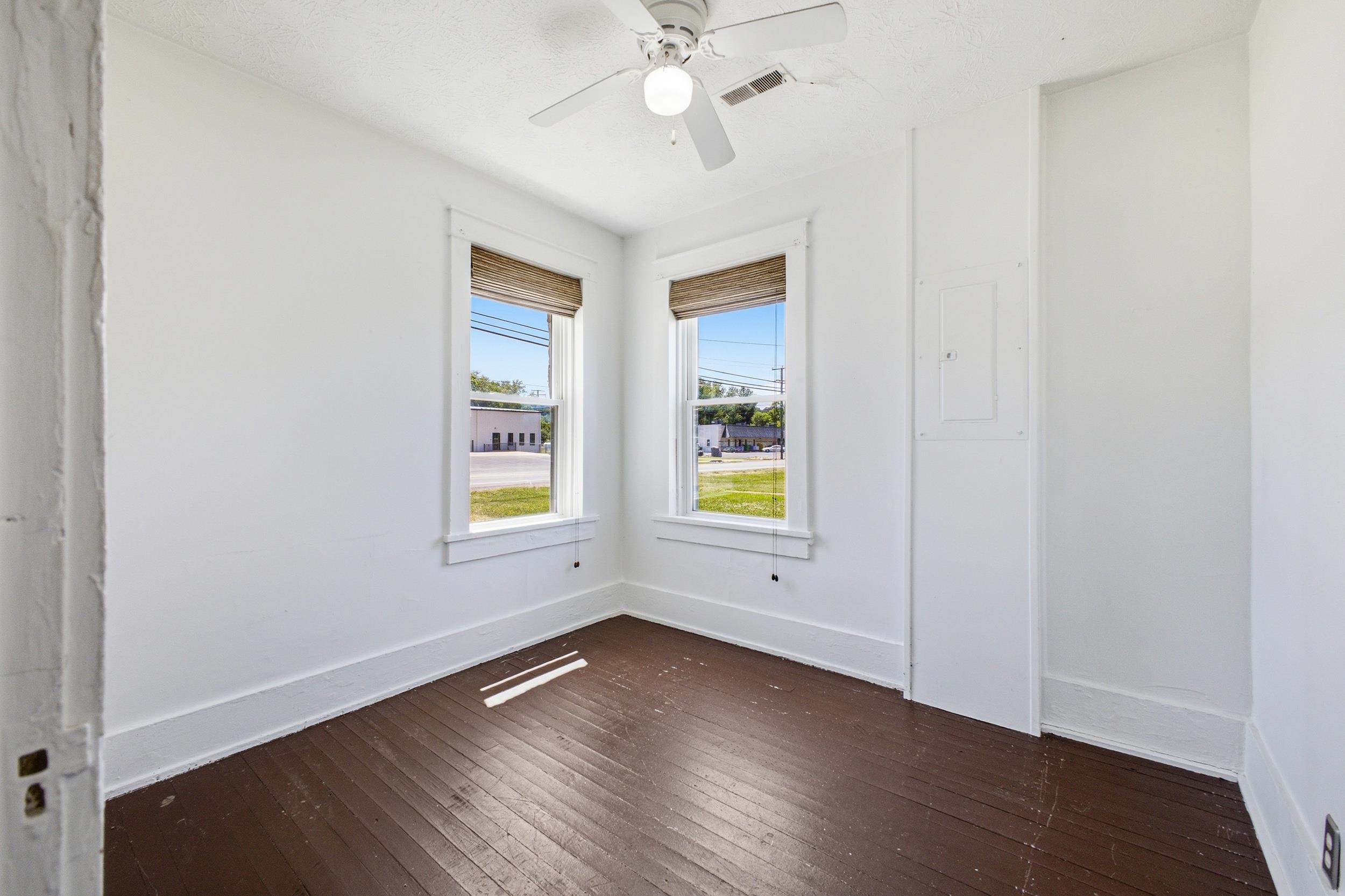 108 THIRD ST, GROTTOES, Virginia 24441, 2 Bedrooms Bedrooms, ,1 BathroomBathrooms,Residential,108 THIRD ST,678741 MLS # 678741 108 THIRD ST, GROTTOES, Virginia 24441, 2 Bedrooms Bedrooms, ,1 BathroomBathrooms,Residential,108 THIRD ST,678741 MLS # 678741