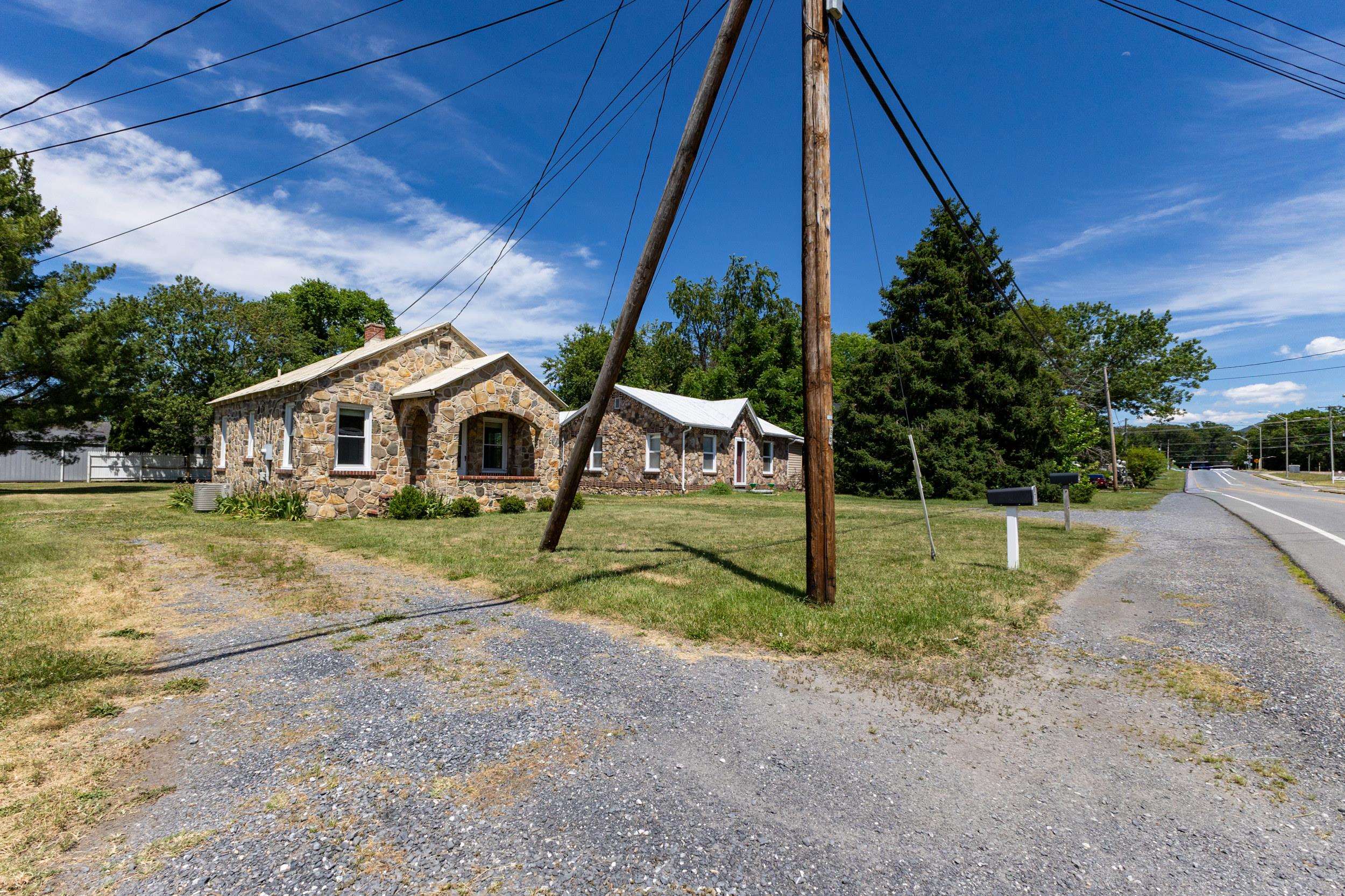 108 THIRD ST, GROTTOES, Virginia 24441, 2 Bedrooms Bedrooms, ,1 BathroomBathrooms,Residential,108 THIRD ST,678741 MLS # 678741 108 THIRD ST, GROTTOES, Virginia 24441, 2 Bedrooms Bedrooms, ,1 BathroomBathrooms,Residential,108 THIRD ST,678741 MLS # 678741
