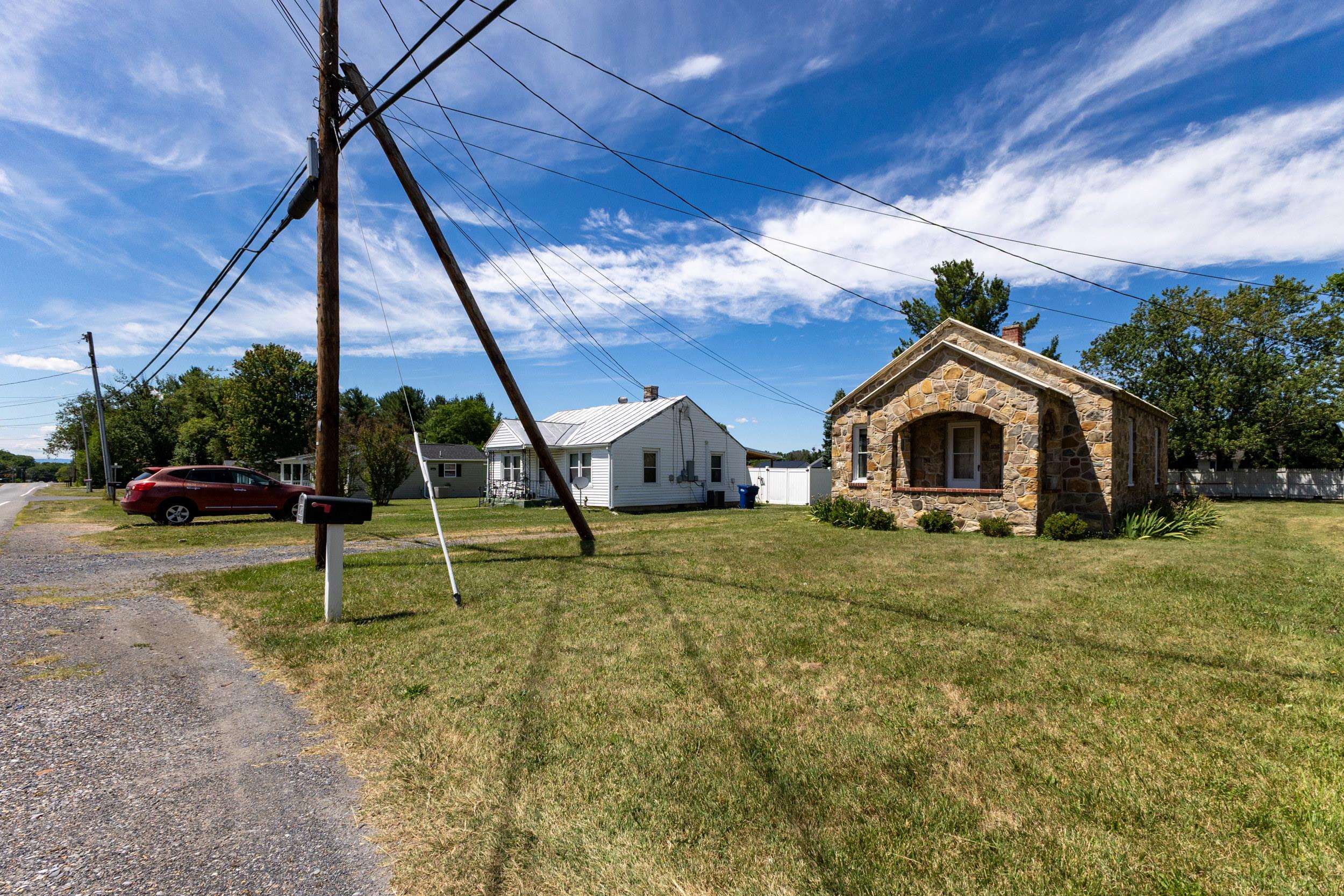 108 THIRD ST, GROTTOES, Virginia 24441, 2 Bedrooms Bedrooms, ,1 BathroomBathrooms,Residential,108 THIRD ST,678741 MLS # 678741 108 THIRD ST, GROTTOES, Virginia 24441, 2 Bedrooms Bedrooms, ,1 BathroomBathrooms,Residential,108 THIRD ST,678741 MLS # 678741