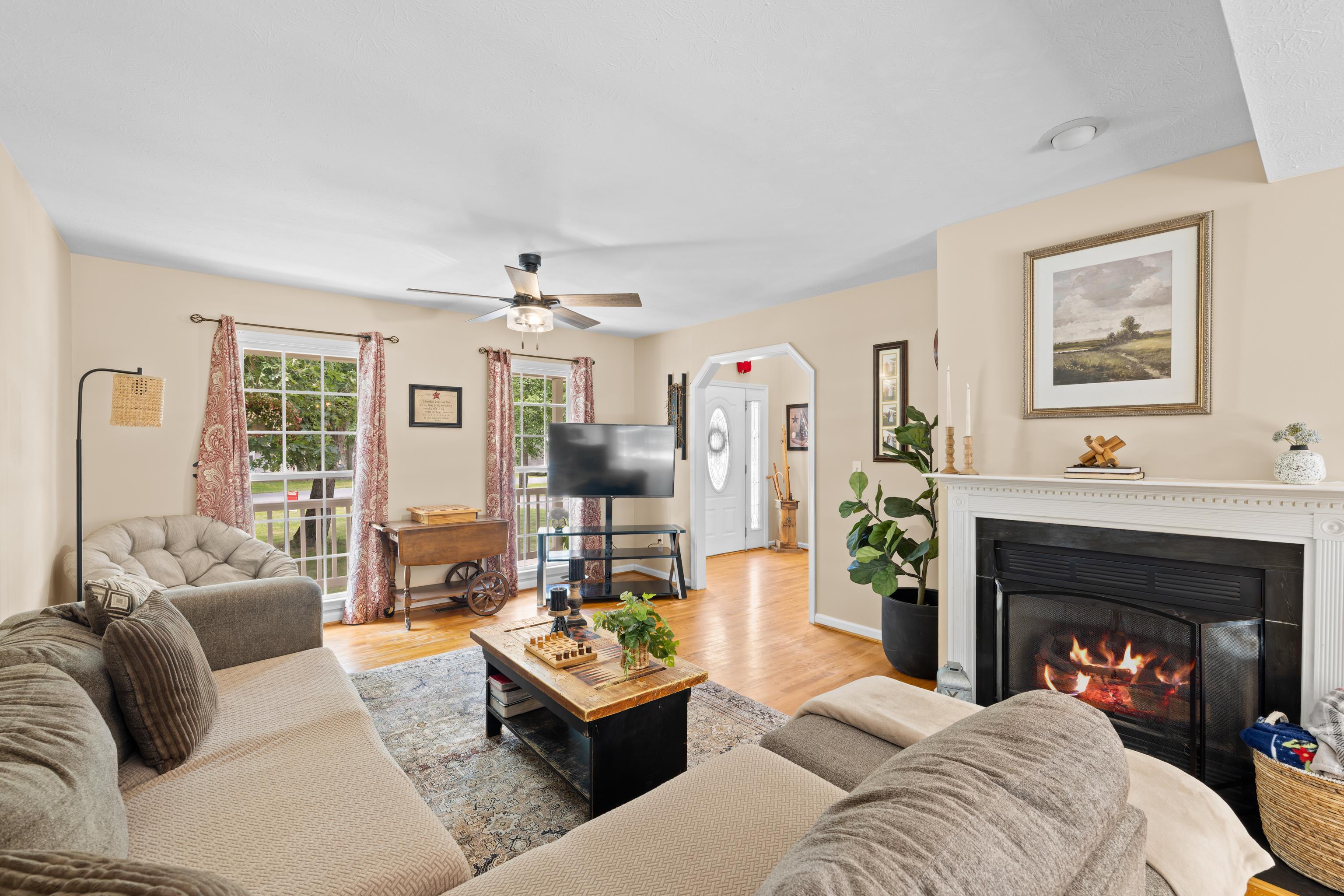 30 RUTHERFORD LN, STUARTS DRAFT, Virginia 24477, 5 Bedrooms Bedrooms, ,3 BathroomsBathrooms,Residential,30 RUTHERFORD LN,678743 MLS # 678743 30 RUTHERFORD LN, STUARTS DRAFT, Virginia 24477, 5 Bedrooms Bedrooms, ,3 BathroomsBathrooms,Residential,30 RUTHERFORD LN,678743 MLS # 678743