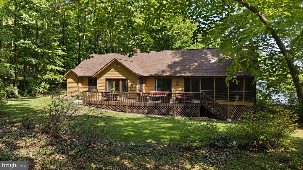 203 BIRCHSIDE CIR, LOCUST GROVE, Virginia 22508, 3 Bedrooms Bedrooms, ,2 BathroomsBathrooms,Residential,203 BIRCHSIDE CIR,VAOR2014058 MLS # VAOR2014058