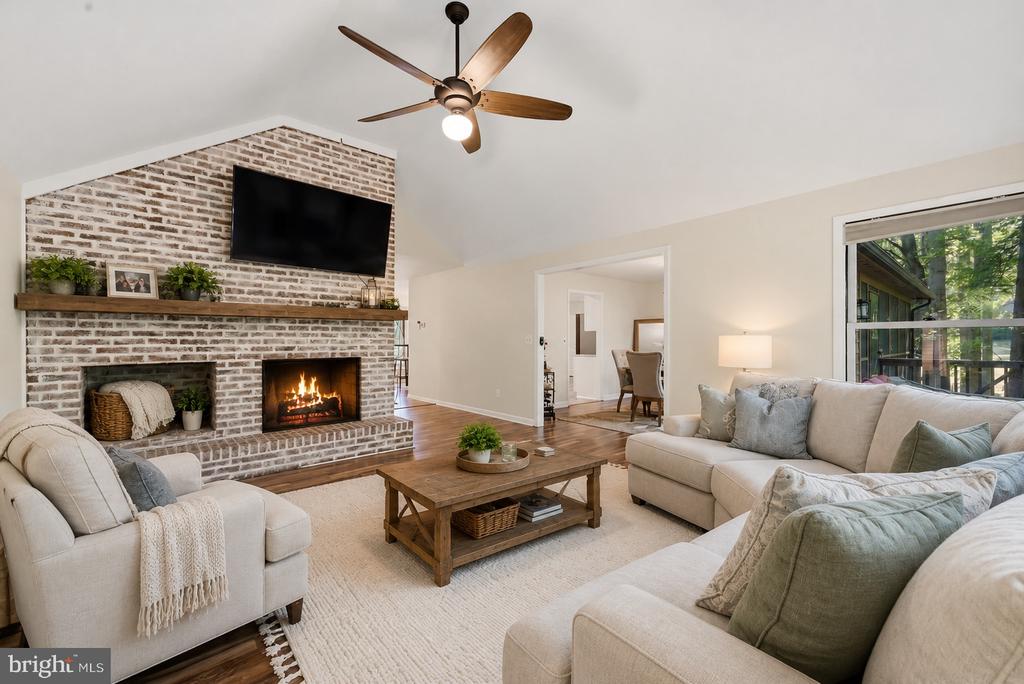 203 BIRCHSIDE CIR, LOCUST GROVE, Virginia 22508, 3 Bedrooms Bedrooms, ,2 BathroomsBathrooms,Residential,203 BIRCHSIDE CIR,VAOR2014058 MLS # VAOR2014058