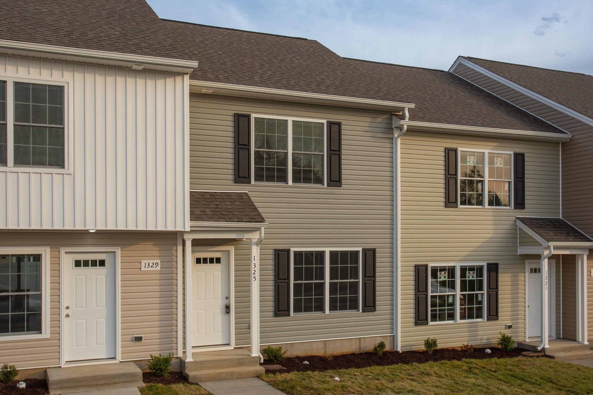 1325 OWEN LN, HARRISONBURG, Virginia 22802, 2 Bedrooms Bedrooms, ,2 BathroomsBathrooms,Residential,1325 OWEN LN,672290 MLS # 672290