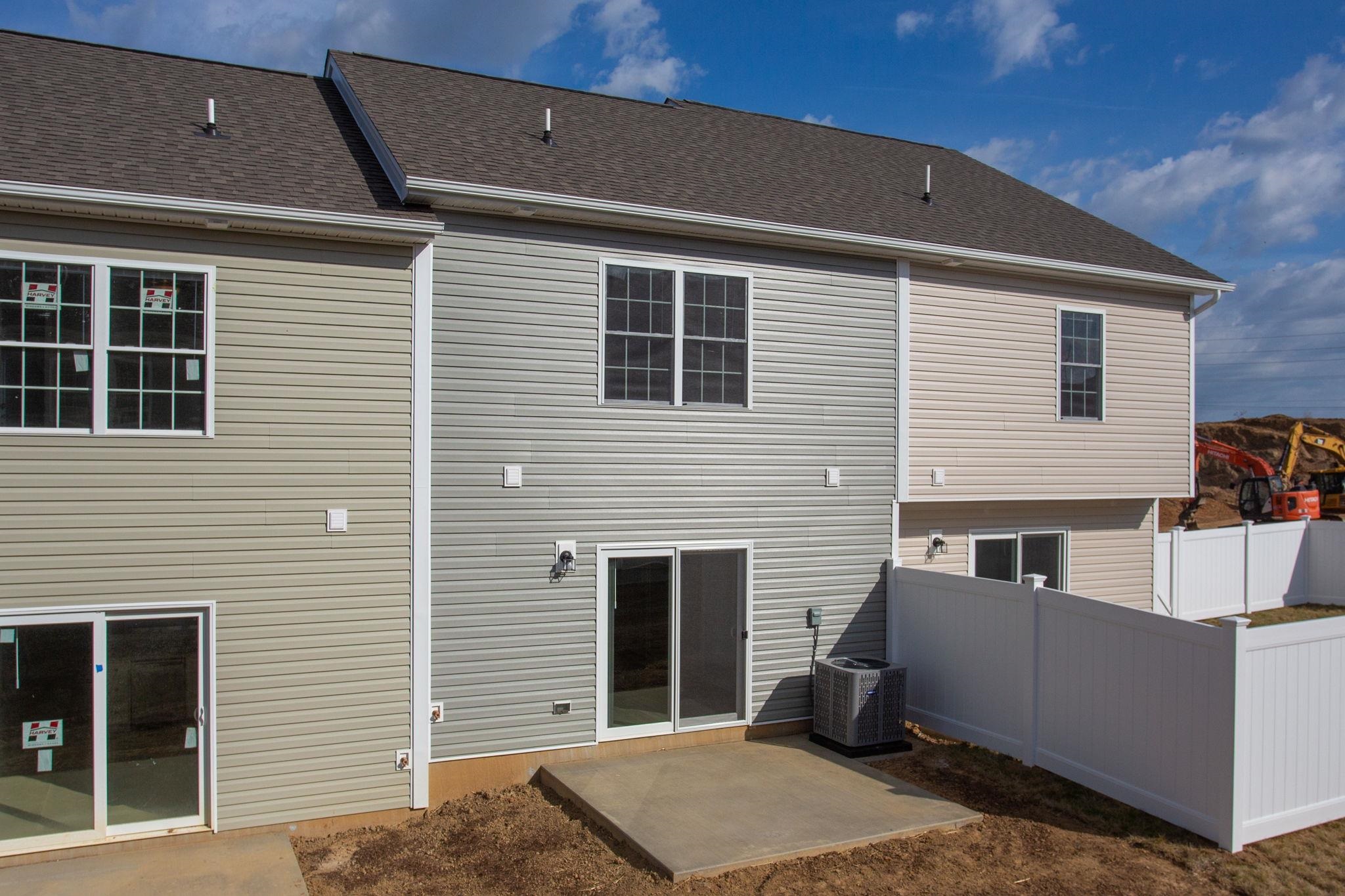 1325 OWEN LN, HARRISONBURG, Virginia 22802, 2 Bedrooms Bedrooms, ,2 BathroomsBathrooms,Residential,1325 OWEN LN,672290 MLS # 672290