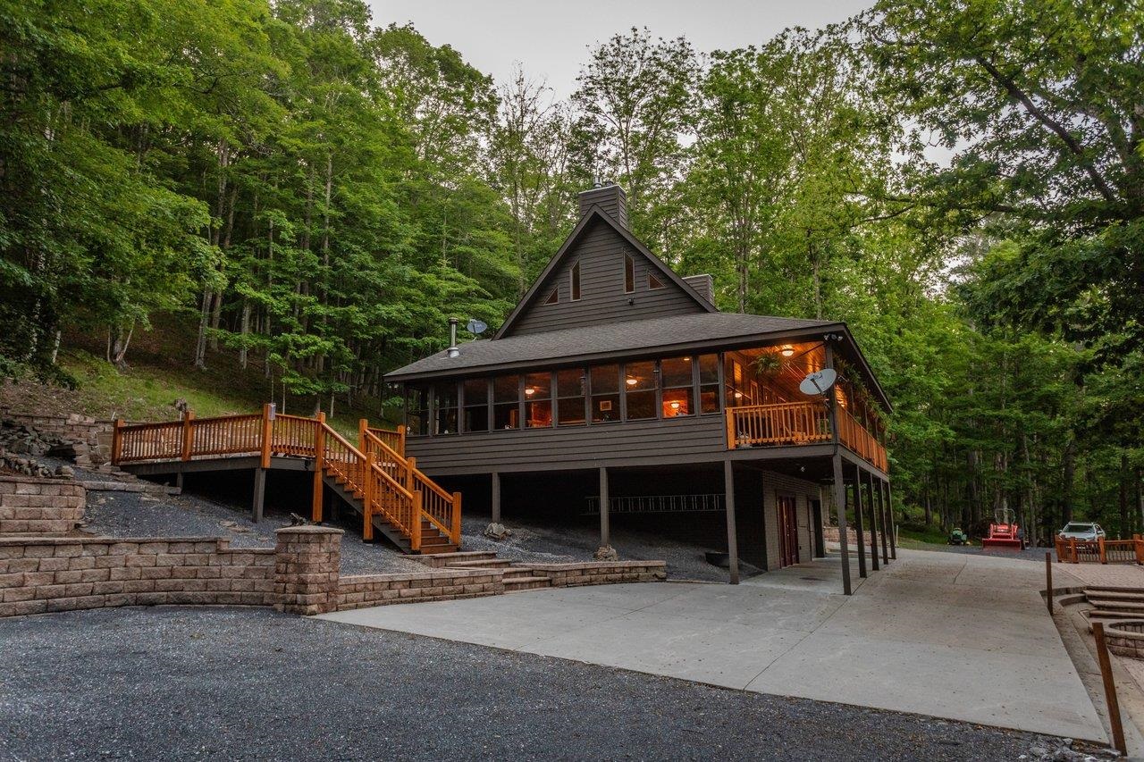 22606 GERMAN RIVER RD, CRIDERS, Virginia 22820, 3 Bedrooms Bedrooms, ,3 BathroomsBathrooms,Residential,22606 GERMAN RIVER RD,678763 MLS # 678763
