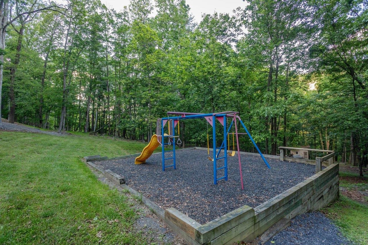 22606 GERMAN RIVER RD, CRIDERS, Virginia 22820, 3 Bedrooms Bedrooms, ,3 BathroomsBathrooms,Residential,22606 GERMAN RIVER RD,678763 MLS # 678763