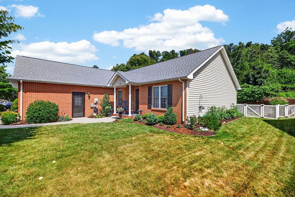 116 RED OAK DR, STAUNTON, Virginia 24401, 3 Bedrooms Bedrooms, ,2 BathroomsBathrooms,Residential,116 RED OAK DR,678767 MLS # 678767 116 RED OAK DR, STAUNTON, Virginia 24401, 3 Bedrooms Bedrooms, ,2 BathroomsBathrooms,Residential,116 RED OAK DR,678767 MLS # 678767