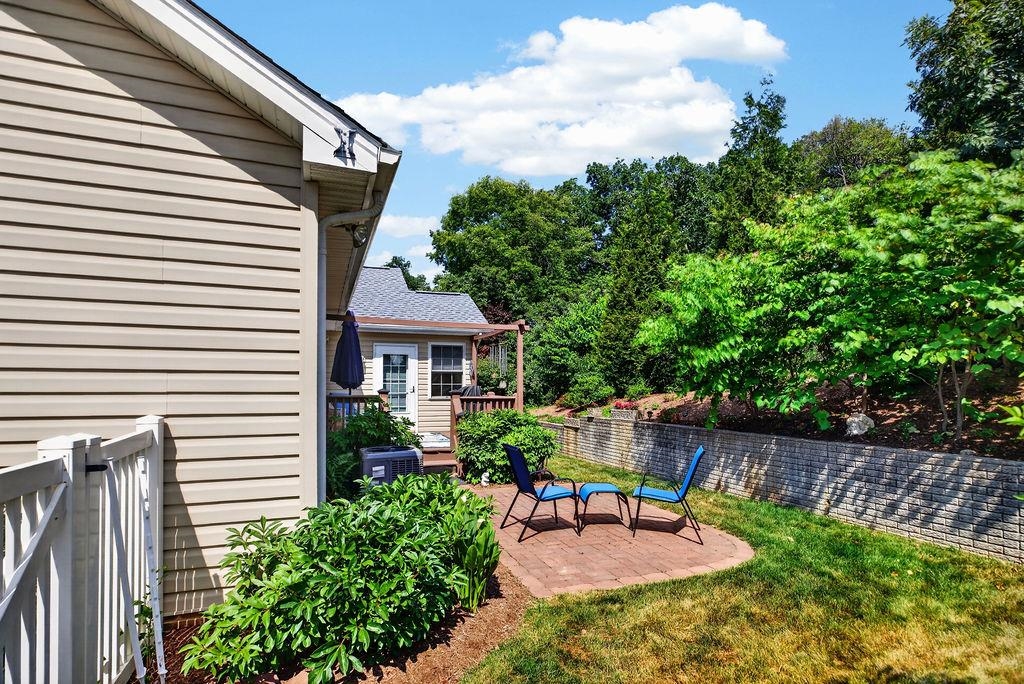 116 RED OAK DR, STAUNTON, Virginia 24401, 3 Bedrooms Bedrooms, ,2 BathroomsBathrooms,Residential,116 RED OAK DR,678767 MLS # 678767 116 RED OAK DR, STAUNTON, Virginia 24401, 3 Bedrooms Bedrooms, ,2 BathroomsBathrooms,Residential,116 RED OAK DR,678767 MLS # 678767