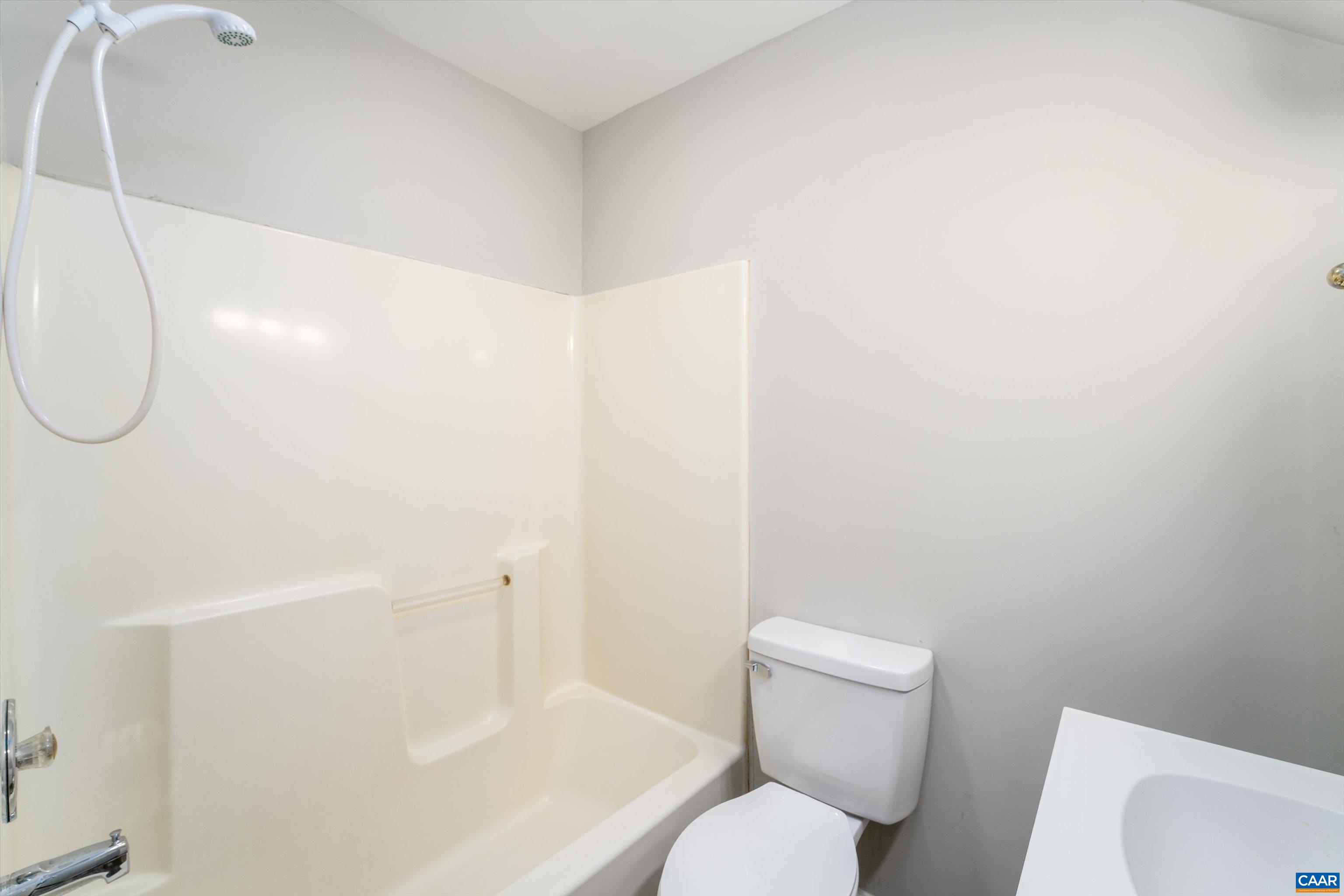 162 LARKSPUR RD, RUCKERSVILLE, Virginia 22968, 3 Bedrooms Bedrooms, ,3 BathroomsBathrooms,Residential,162 LARKSPUR RD,678772 MLS # 678772 162 LARKSPUR RD, RUCKERSVILLE, Virginia 22968, 3 Bedrooms Bedrooms, ,3 BathroomsBathrooms,Residential,162 LARKSPUR RD,678772 MLS # 678772