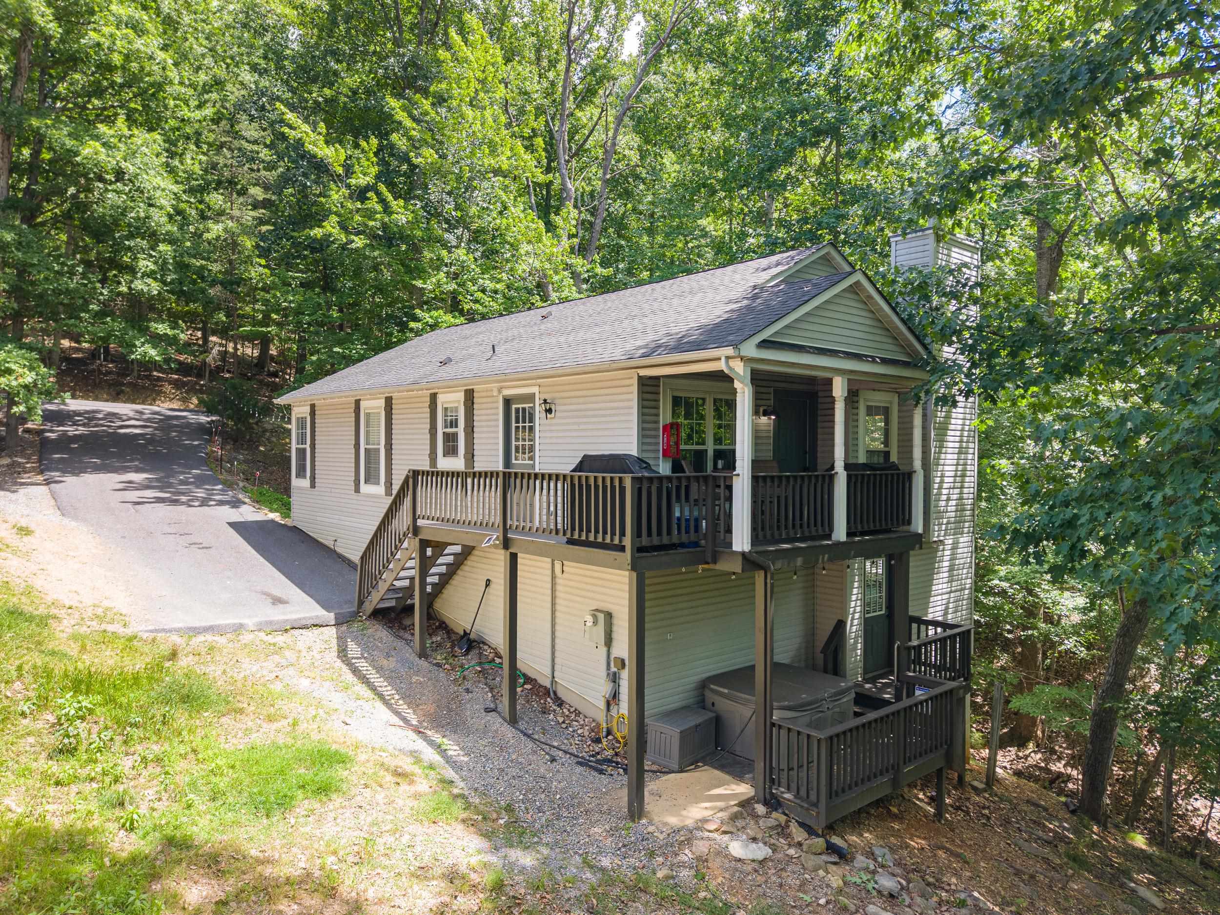 4241 PALMER RD, MCGAHEYSVILLE, Virginia 22840, 5 Bedrooms Bedrooms, ,3 BathroomsBathrooms,Residential,4241 PALMER RD,678773 MLS # 678773