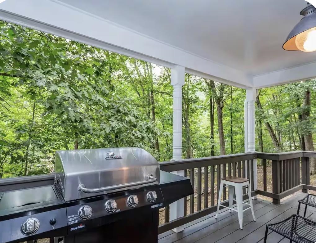 4241 PALMER RD, MCGAHEYSVILLE, Virginia 22840, 5 Bedrooms Bedrooms, ,3 BathroomsBathrooms,Residential,4241 PALMER RD,678773 MLS # 678773