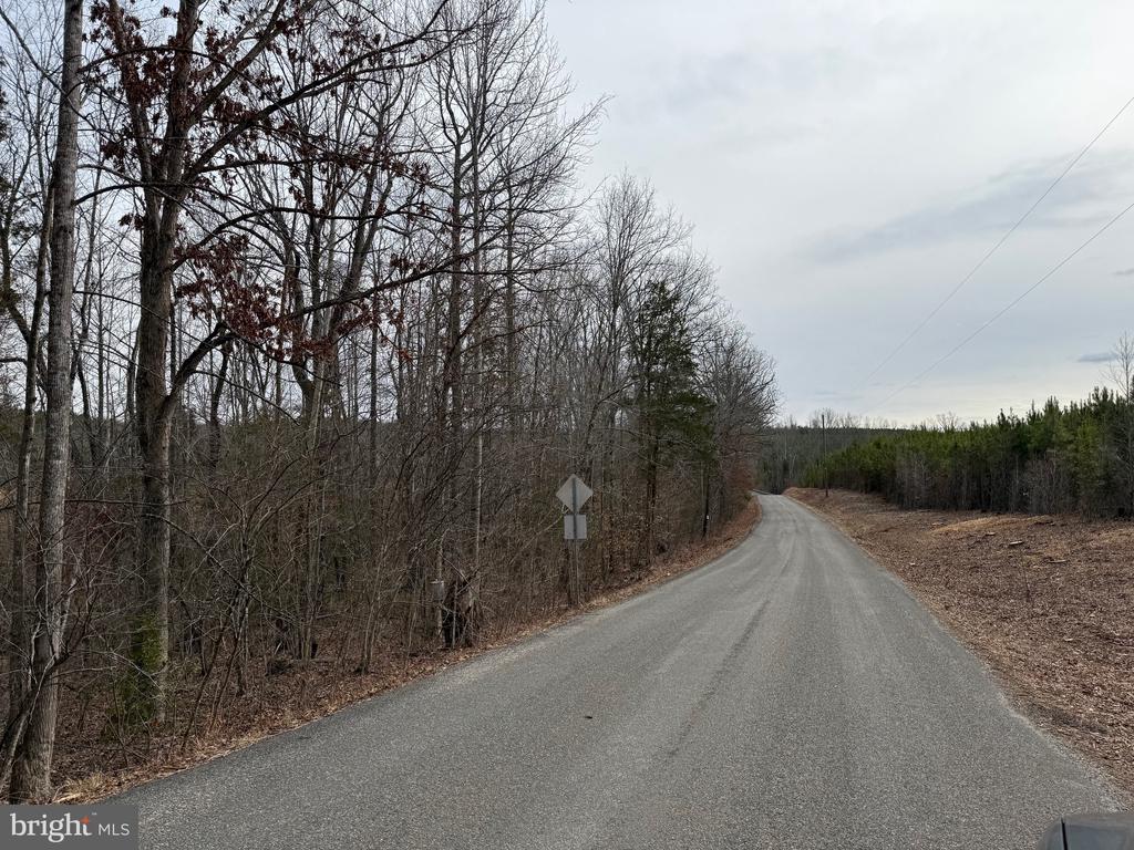 COMMUNITY HOUSE RD, Virginia 23084, ,Land,COMMUNITY HOUSE RD,VAFN2000702 MLS # VAFN2000702