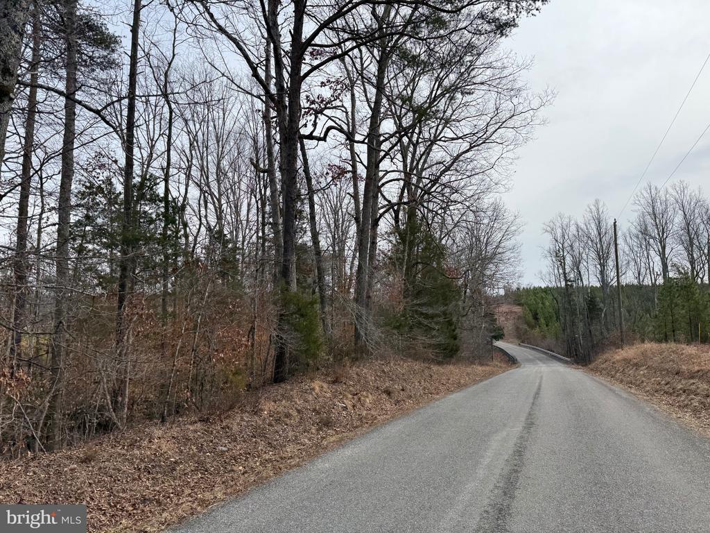COMMUNITY HOUSE RD, Virginia 23084, ,Land,COMMUNITY HOUSE RD,VAFN2000702 MLS # VAFN2000702