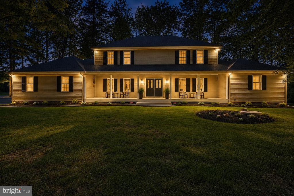 7905 E E ROBERT E LEE CT, SPOTSYLVANIA, Virginia 22551, 6 Bedrooms Bedrooms, ,4 BathroomsBathrooms,Residential,7905 E E ROBERT E LEE CT,VASP2041332 MLS # VASP2041332