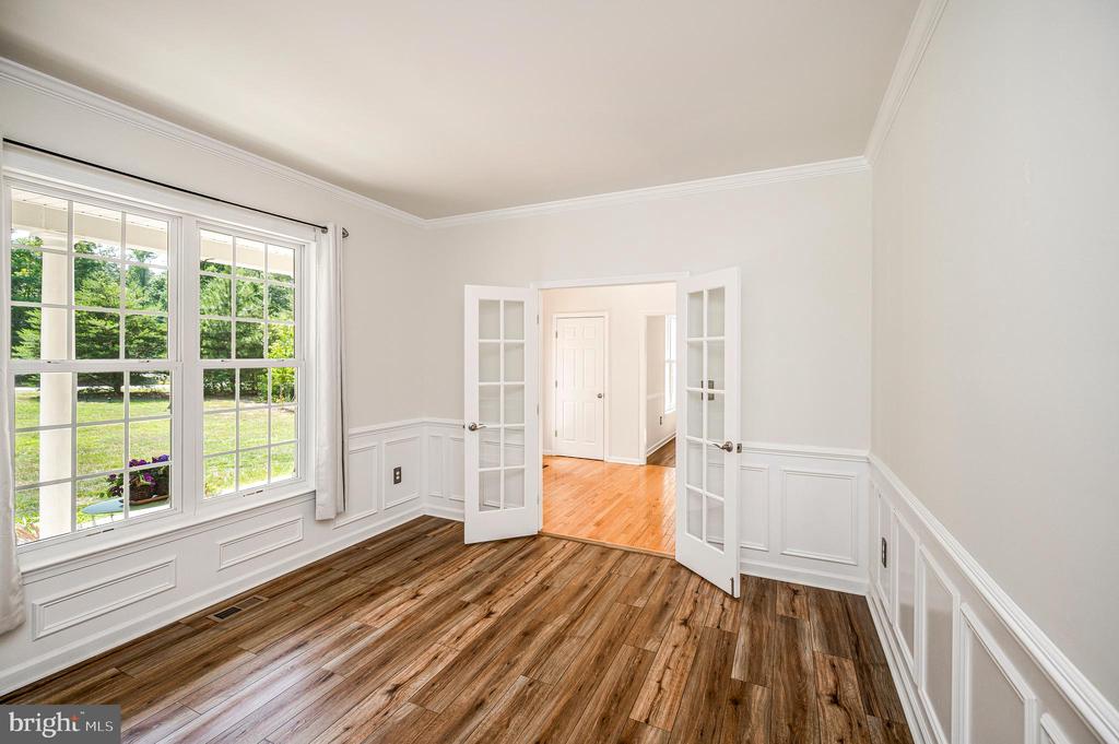 9007 MCALISTER CT, FREDERICKSBURG, Virginia 22408, 5 Bedrooms Bedrooms, ,3 BathroomsBathrooms,Residential,9007 MCALISTER CT,VASP2042312 MLS # VASP2042312