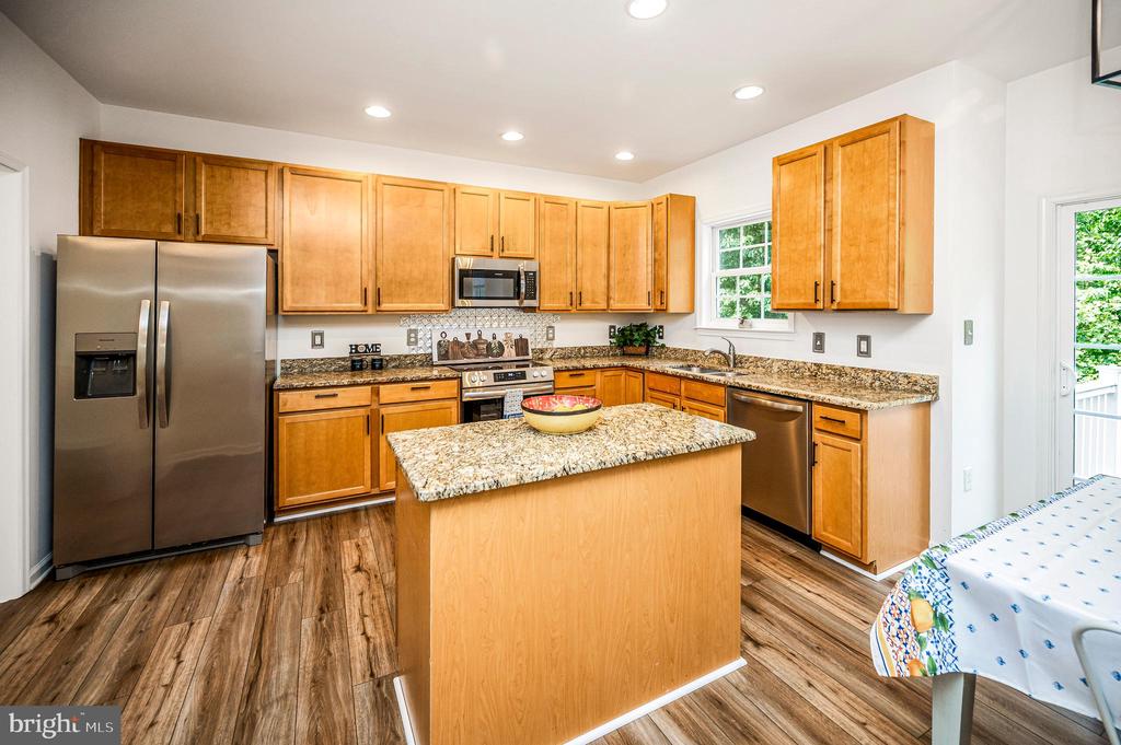 9007 MCALISTER CT, FREDERICKSBURG, Virginia 22408, 5 Bedrooms Bedrooms, ,3 BathroomsBathrooms,Residential,9007 MCALISTER CT,VASP2042312 MLS # VASP2042312
