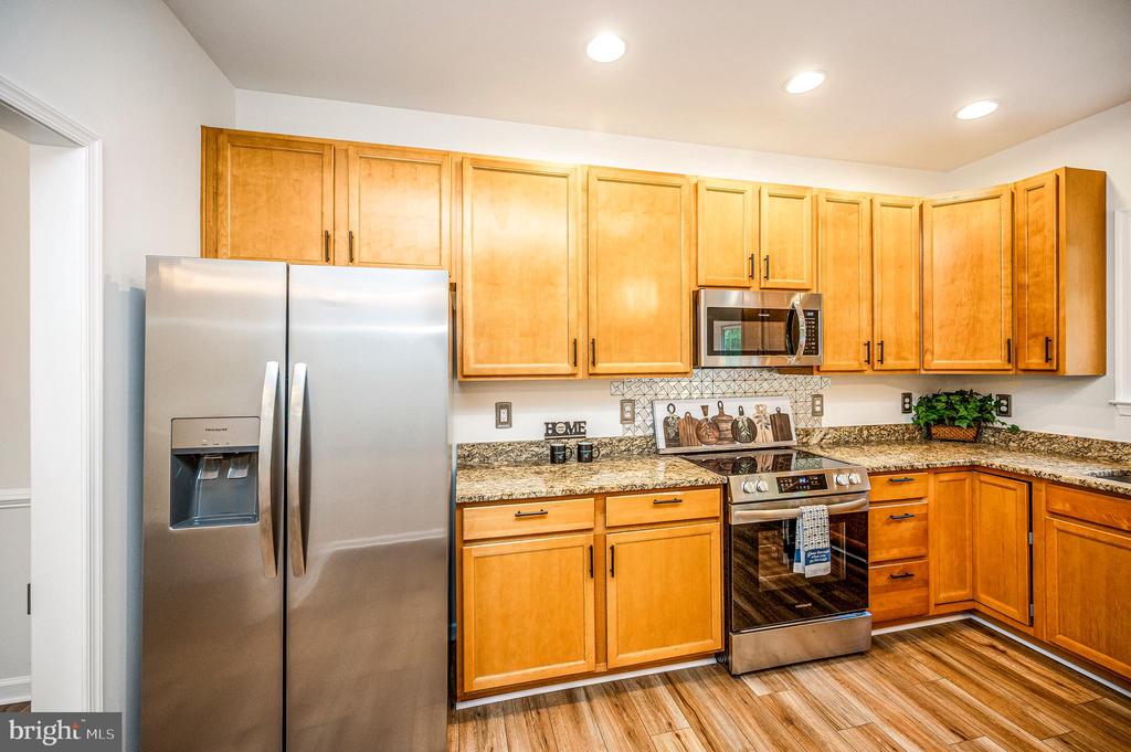 9007 MCALISTER CT, FREDERICKSBURG, Virginia 22408, 5 Bedrooms Bedrooms, ,3 BathroomsBathrooms,Residential,9007 MCALISTER CT,VASP2042312 MLS # VASP2042312
