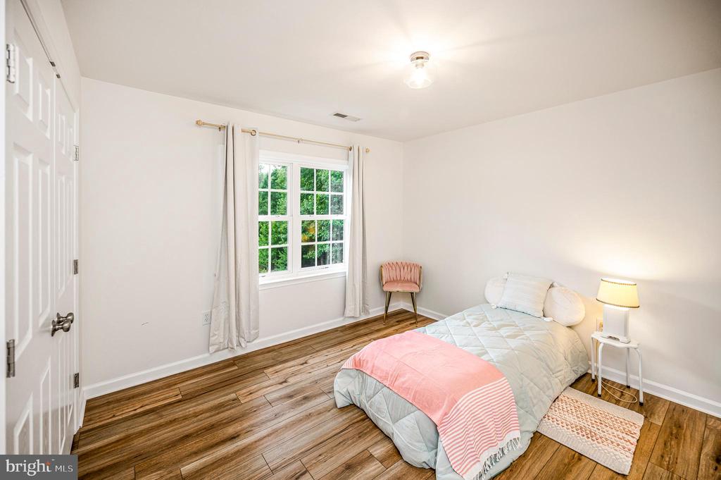 9007 MCALISTER CT, FREDERICKSBURG, Virginia 22408, 5 Bedrooms Bedrooms, ,3 BathroomsBathrooms,Residential,9007 MCALISTER CT,VASP2042312 MLS # VASP2042312
