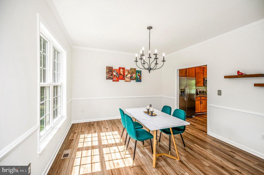 9007 MCALISTER CT, FREDERICKSBURG, Virginia 22408, 5 Bedrooms Bedrooms, ,3 BathroomsBathrooms,Residential,9007 MCALISTER CT,VASP2042312 MLS # VASP2042312