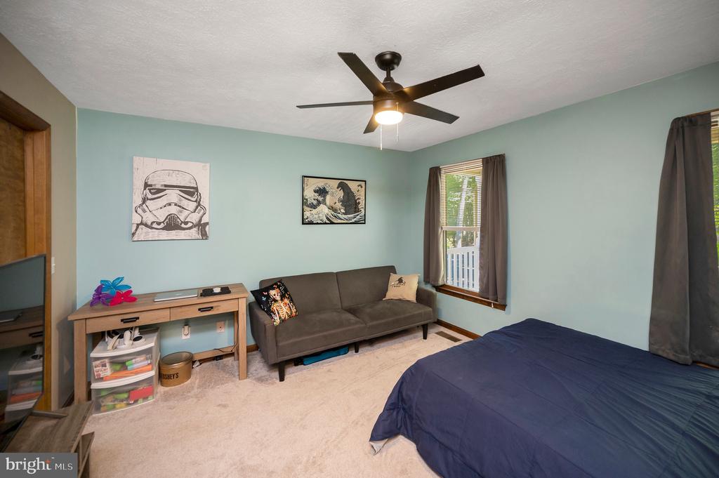 108 WINCHESTER LN, LOCUST GROVE, Virginia 22508, 3 Bedrooms Bedrooms, ,3 BathroomsBathrooms,Residential,108 WINCHESTER LN,VAOR2014360 MLS # VAOR2014360