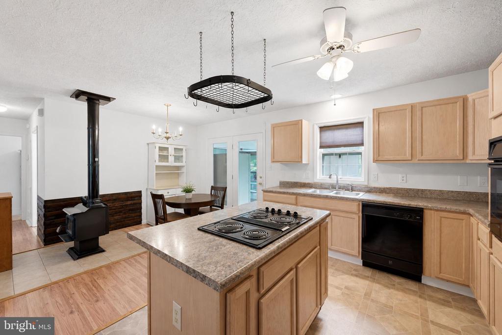34254 RICHARDS FERRY RD, RICHARDSVILLE, Virginia 22736, 3 Bedrooms Bedrooms, ,2 BathroomsBathrooms,Residential,34254 RICHARDS FERRY RD,VACU2013950 MLS # VACU2013950