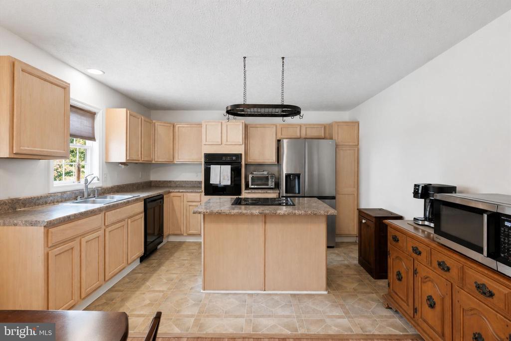 34254 RICHARDS FERRY RD, RICHARDSVILLE, Virginia 22736, 3 Bedrooms Bedrooms, ,2 BathroomsBathrooms,Residential,34254 RICHARDS FERRY RD,VACU2013950 MLS # VACU2013950