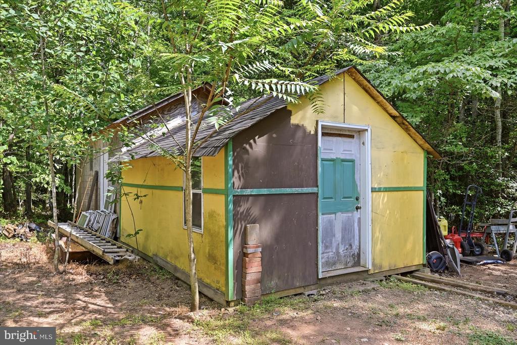 34254 RICHARDS FERRY RD, RICHARDSVILLE, Virginia 22736, 3 Bedrooms Bedrooms, ,2 BathroomsBathrooms,Residential,34254 RICHARDS FERRY RD,VACU2013950 MLS # VACU2013950