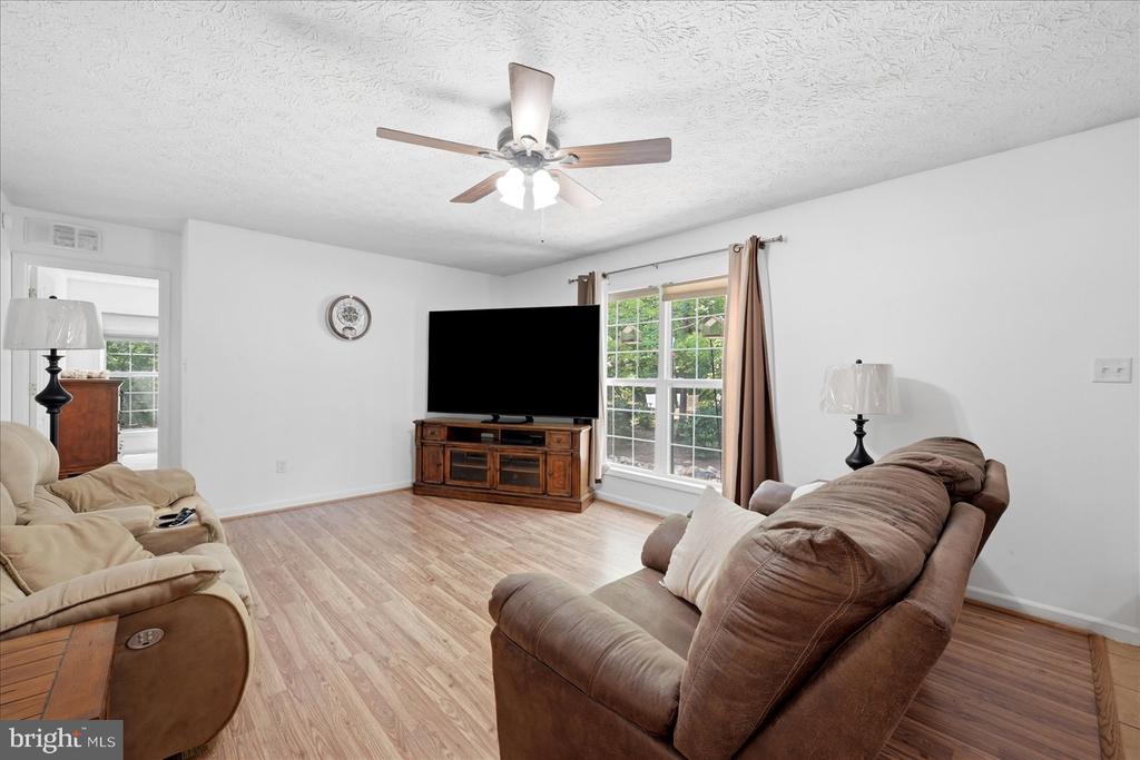 34254 RICHARDS FERRY RD, RICHARDSVILLE, Virginia 22736, 3 Bedrooms Bedrooms, ,2 BathroomsBathrooms,Residential,34254 RICHARDS FERRY RD,VACU2013950 MLS # VACU2013950