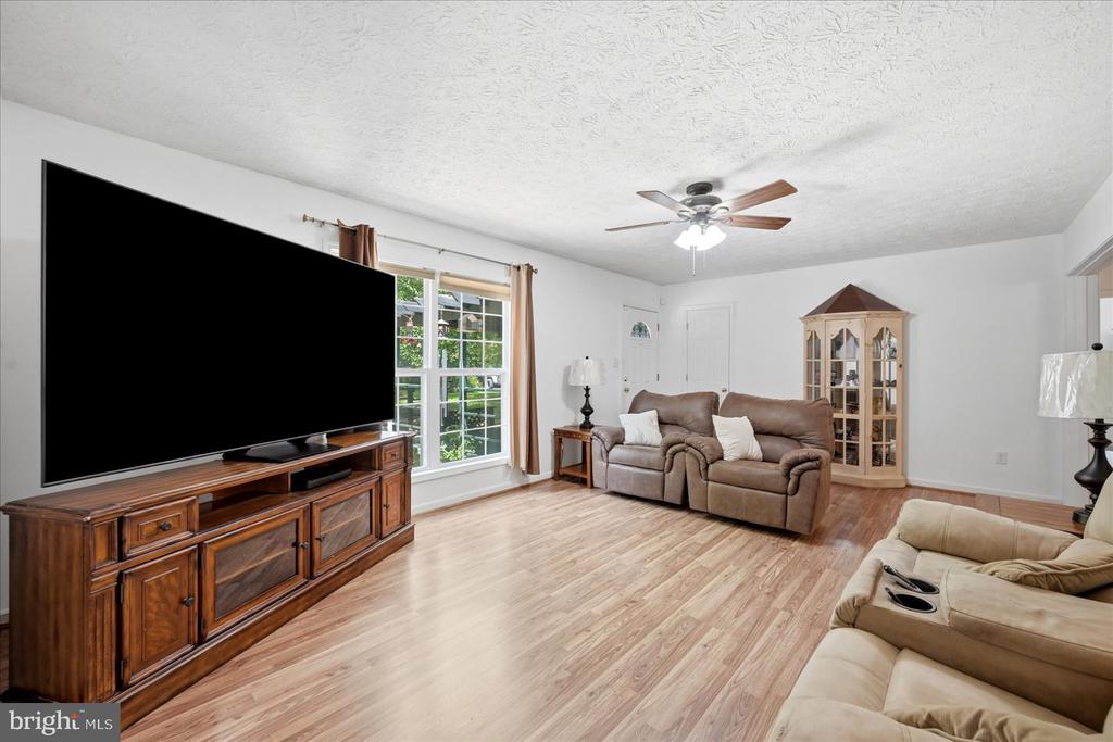 34254 RICHARDS FERRY RD, RICHARDSVILLE, Virginia 22736, 3 Bedrooms Bedrooms, ,2 BathroomsBathrooms,Residential,34254 RICHARDS FERRY RD,VACU2013950 MLS # VACU2013950