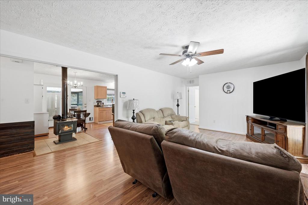 34254 RICHARDS FERRY RD, RICHARDSVILLE, Virginia 22736, 3 Bedrooms Bedrooms, ,2 BathroomsBathrooms,Residential,34254 RICHARDS FERRY RD,VACU2013950 MLS # VACU2013950