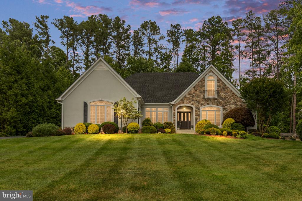10604 CHATHAM RIDGE WAY, SPOTSYLVANIA, Virginia 22551, 4 Bedrooms Bedrooms, ,3 BathroomsBathrooms,Residential,10604 CHATHAM RIDGE WAY,VASP2042814 MLS # VASP2042814