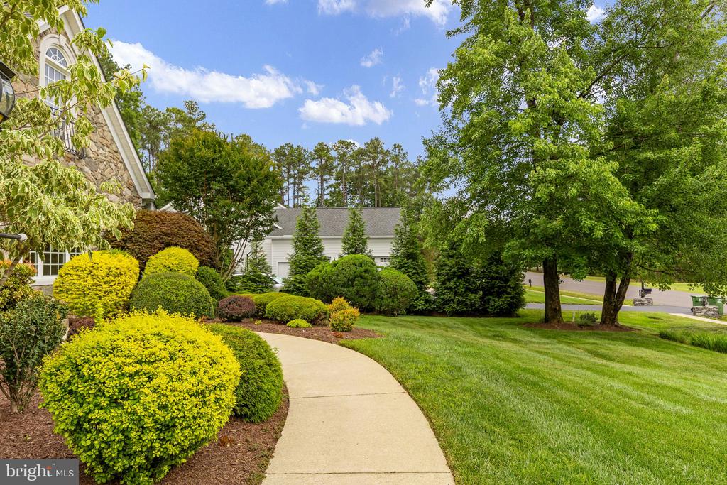 10604 CHATHAM RIDGE WAY, SPOTSYLVANIA, Virginia 22551, 4 Bedrooms Bedrooms, ,3 BathroomsBathrooms,Residential,10604 CHATHAM RIDGE WAY,VASP2042814 MLS # VASP2042814