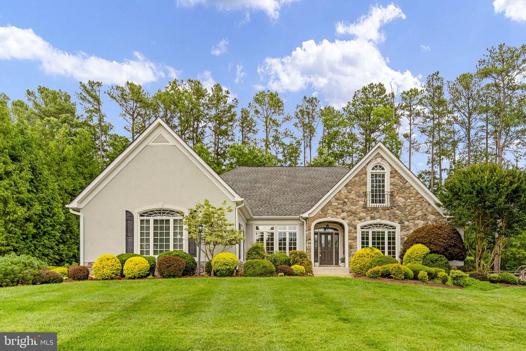 10604 CHATHAM RIDGE WAY, SPOTSYLVANIA, Virginia 22551, 4 Bedrooms Bedrooms, ,3 BathroomsBathrooms,Residential,10604 CHATHAM RIDGE WAY,VASP2042814 MLS # VASP2042814
