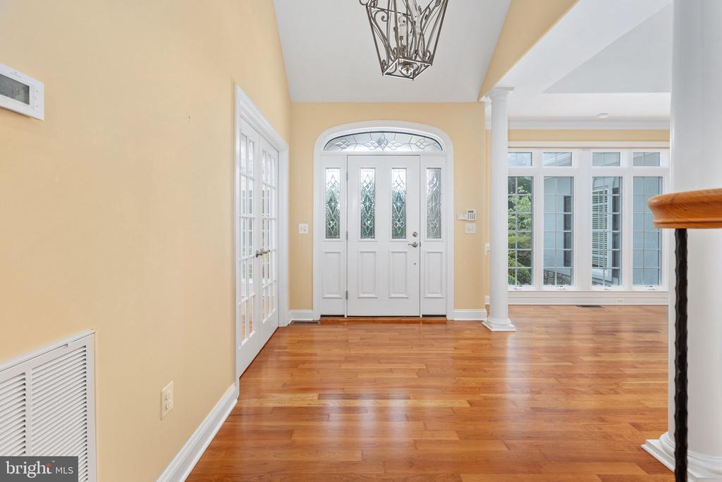 10604 CHATHAM RIDGE WAY, SPOTSYLVANIA, Virginia 22551, 4 Bedrooms Bedrooms, ,3 BathroomsBathrooms,Residential,10604 CHATHAM RIDGE WAY,VASP2042814 MLS # VASP2042814