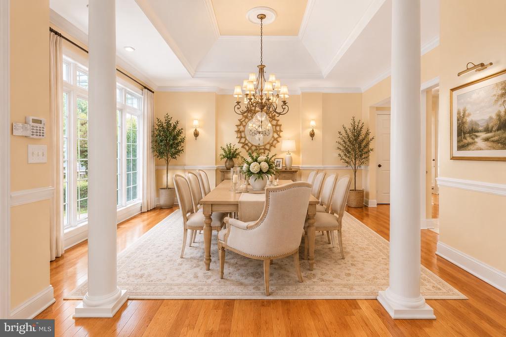 10604 CHATHAM RIDGE WAY, SPOTSYLVANIA, Virginia 22551, 4 Bedrooms Bedrooms, ,3 BathroomsBathrooms,Residential,10604 CHATHAM RIDGE WAY,VASP2042814 MLS # VASP2042814
