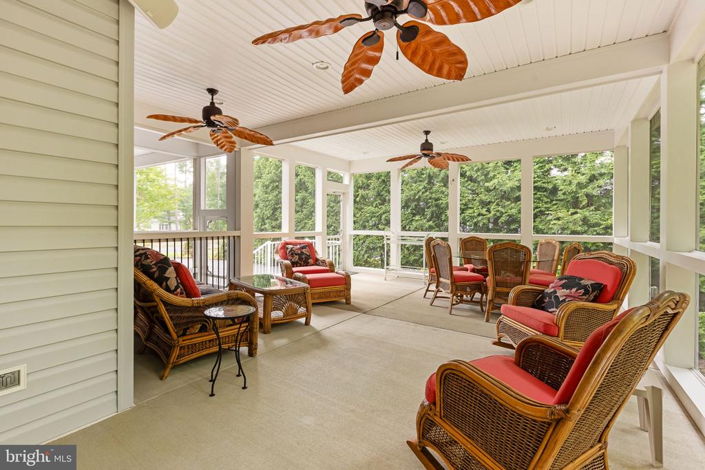 10604 CHATHAM RIDGE WAY, SPOTSYLVANIA, Virginia 22551, 4 Bedrooms Bedrooms, ,3 BathroomsBathrooms,Residential,10604 CHATHAM RIDGE WAY,VASP2042814 MLS # VASP2042814