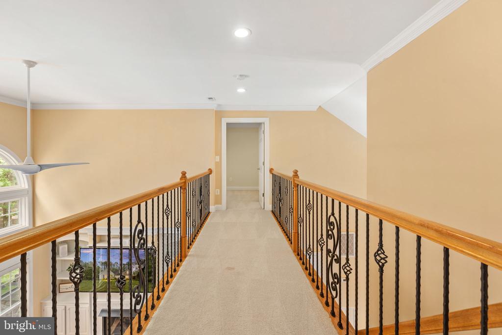 10604 CHATHAM RIDGE WAY, SPOTSYLVANIA, Virginia 22551, 4 Bedrooms Bedrooms, ,3 BathroomsBathrooms,Residential,10604 CHATHAM RIDGE WAY,VASP2042814 MLS # VASP2042814