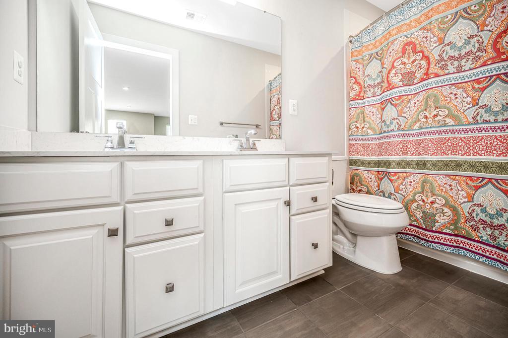 7918 CONTINENTAL CT, FREDERICKSBURG, Virginia 22407, 5 Bedrooms Bedrooms, ,3 BathroomsBathrooms,Residential,7918 CONTINENTAL CT,VASP2043146 MLS # VASP2043146
